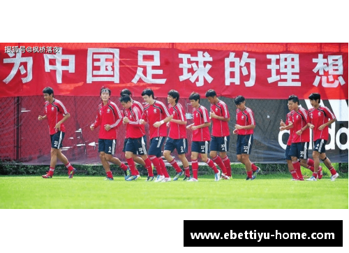 足球球星荣耀时刻回顾 努力拼搏成就梦想领奖盛典精彩瞬间